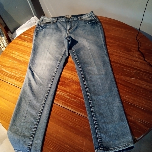 Earl Jeans embellished jeans 13JR - Picture 9 of 9